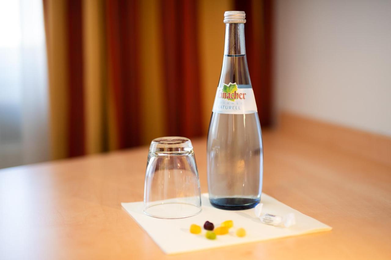 Aramis Tagungs- Und Sporthotel Gäufelden エクステリア 写真
