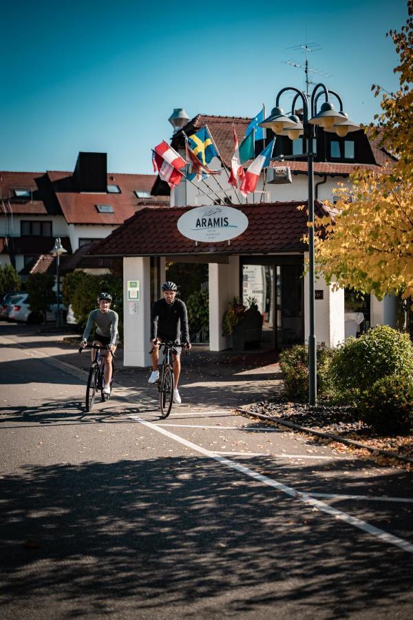 Aramis Tagungs- Und Sporthotel Gäufelden エクステリア 写真