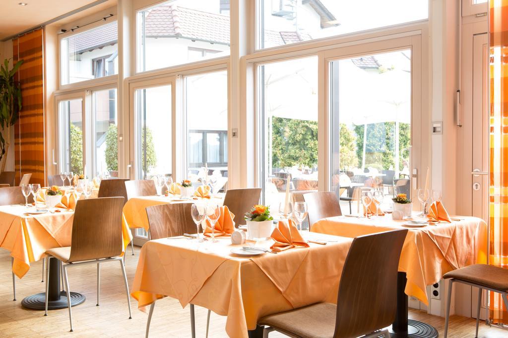 Aramis Tagungs- Und Sporthotel Gäufelden エクステリア 写真
