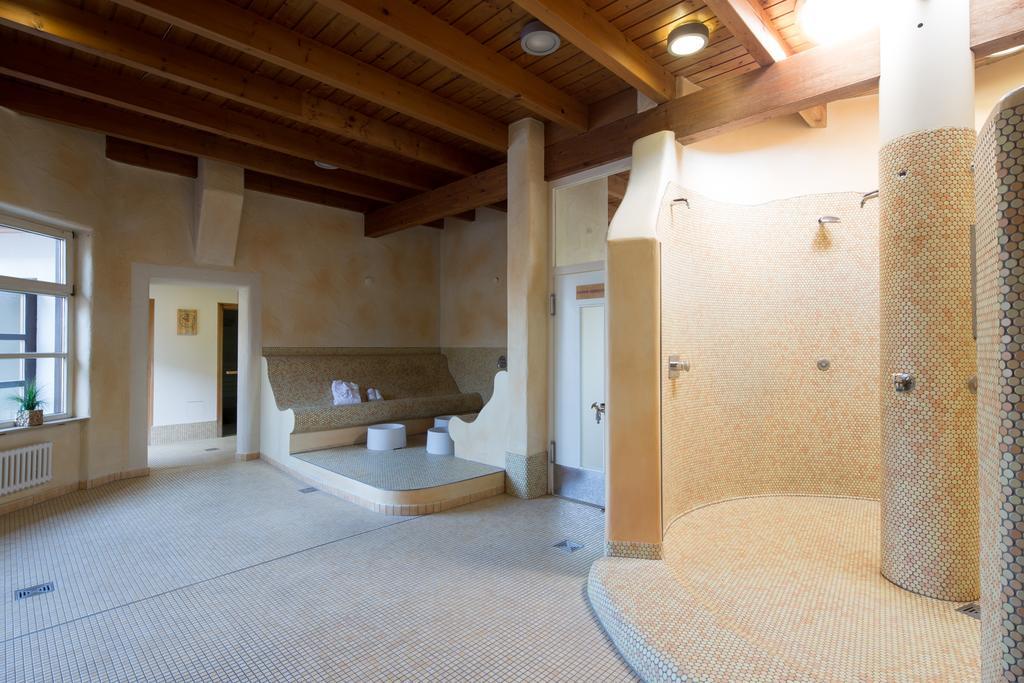 Aramis Tagungs- Und Sporthotel Gäufelden エクステリア 写真